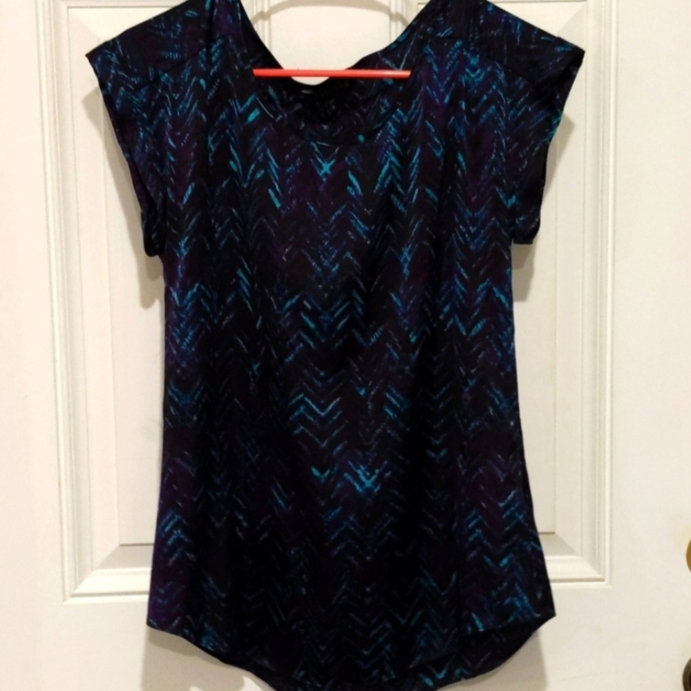 Express Blue and Purple Patterned Short Sleeve Top